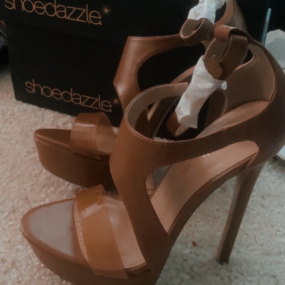 Camel Heels New In Box